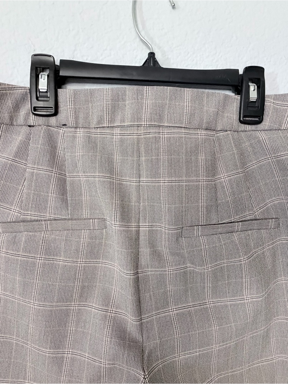 Express Gray Plaid Tailored Ankle Trousers - Picture 13 of 15